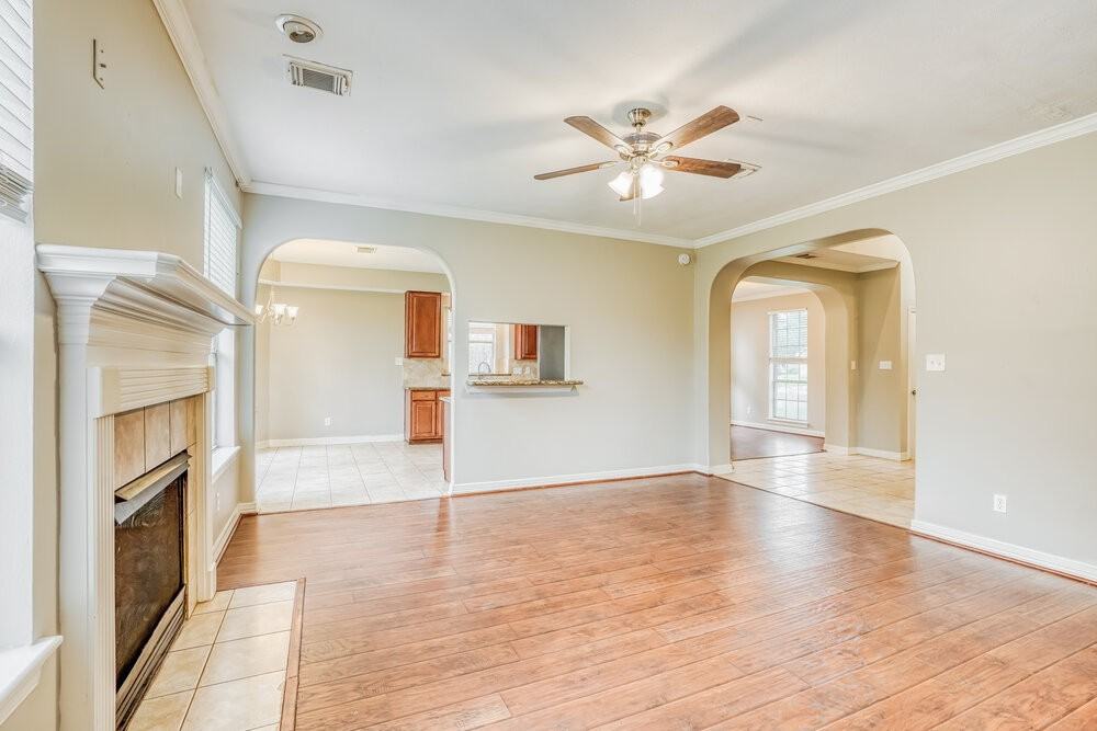 11914 Serendipity Ln - Photo 5 of 17