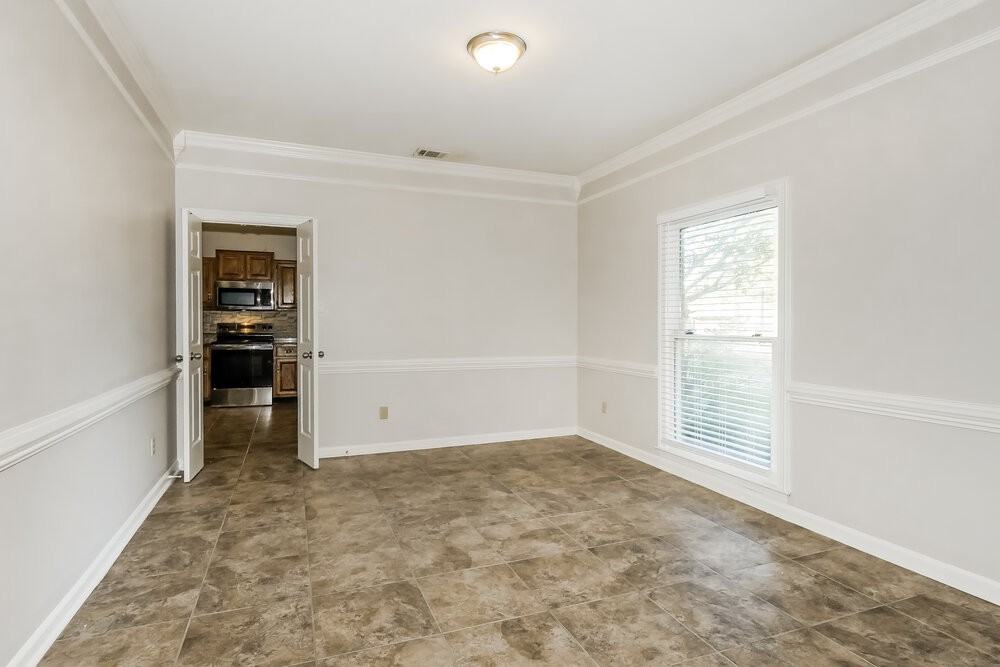 2279 Hickory Path Dr - Photo 6 of 18