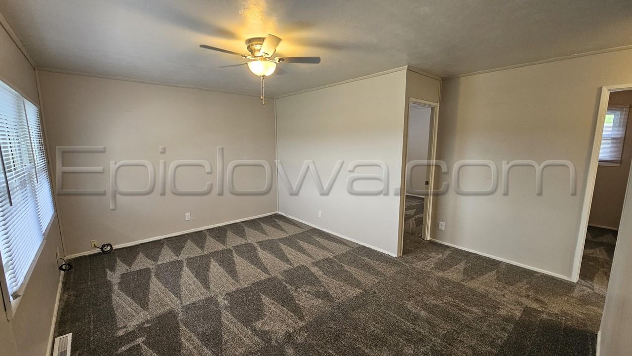 1202 15th St Sw #1 - Photo 2 of 20