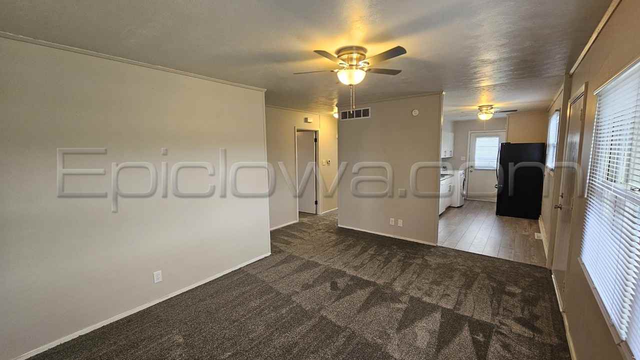 1202 15th St Sw #1 - Photo 4 of 20