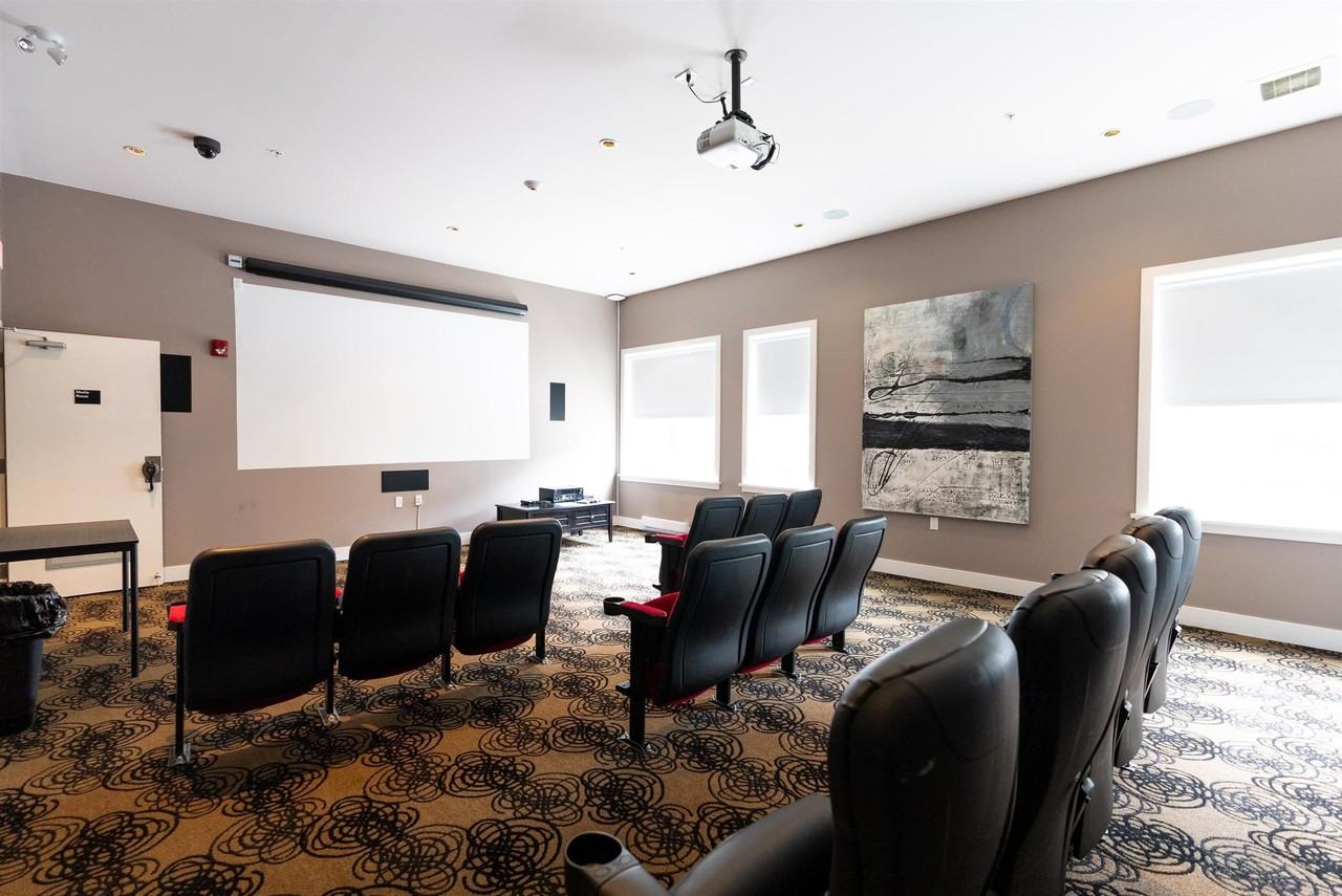 20211 66 Ave - Photo 3 of 11