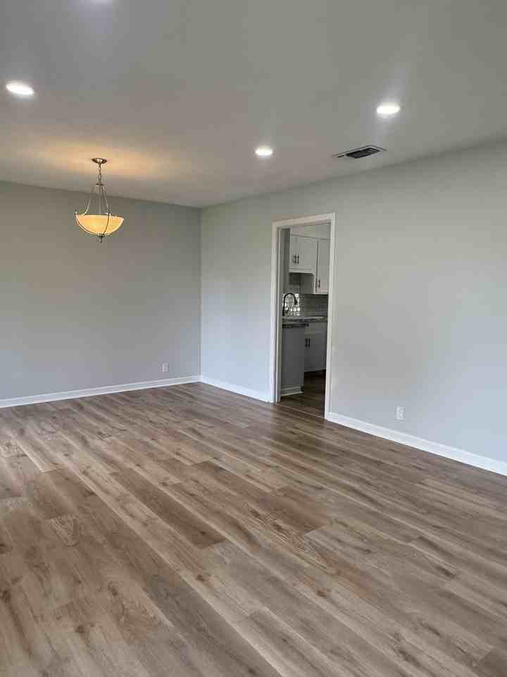 2108 E 24th St #1 - Photo 3 of 22