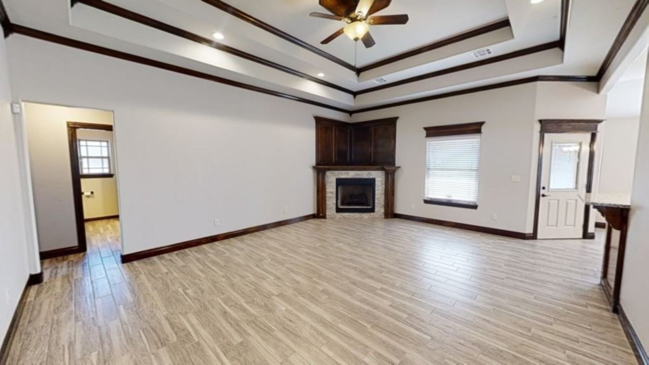 1621 Ne White Rock Dr #1 - Photo 3 of 25