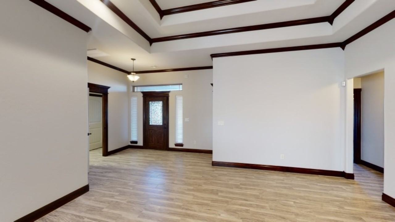 1621 Ne White Rock Dr #1 - Photo 4 of 25