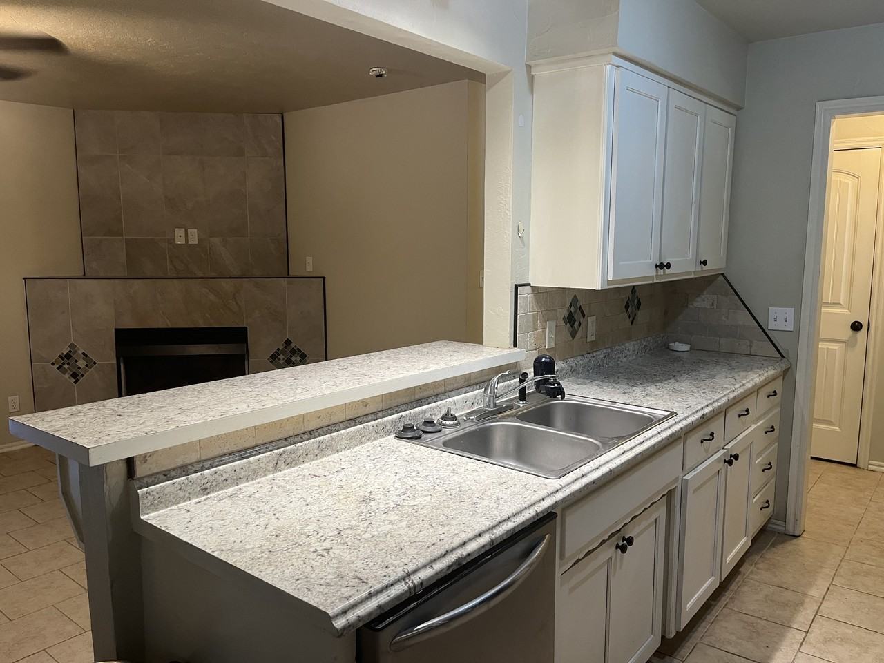 2116 W 23rd Ave #1 - Photo 5 of 14