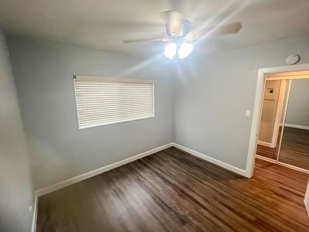 7113 Stafford Ave - Photo 5 of 10