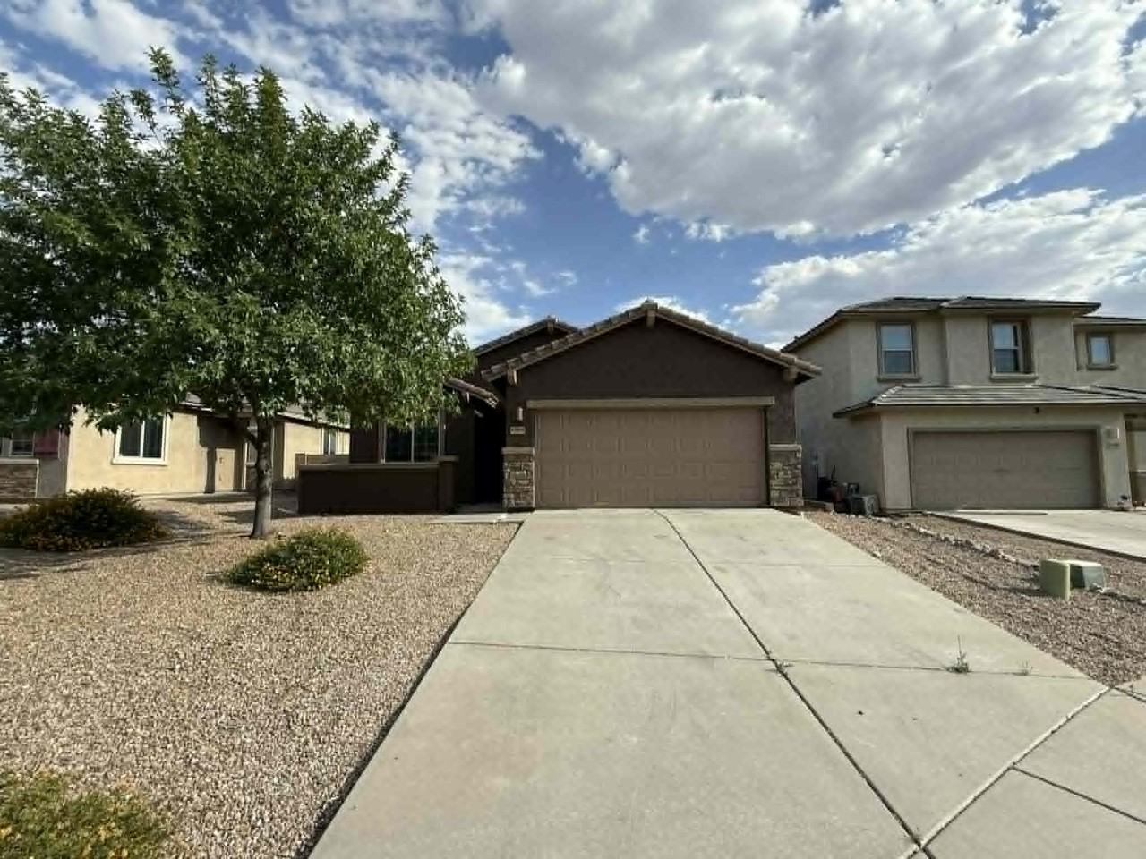 10450 S Cutting Horse Dr #1 - Photo 4 of 33