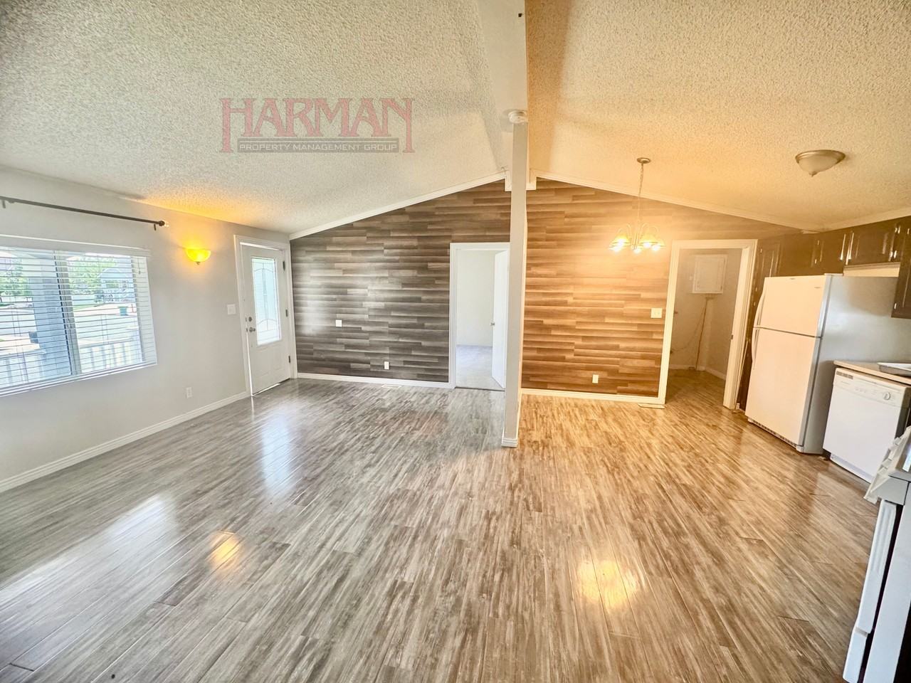 863 Artesian Rd #1 - Photo 4 of 25
