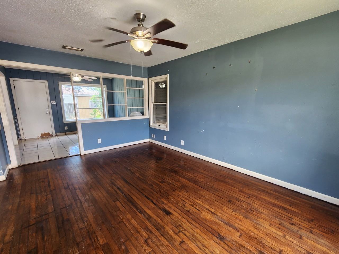 937 Rossi Dr #1 - Photo 3 of 9