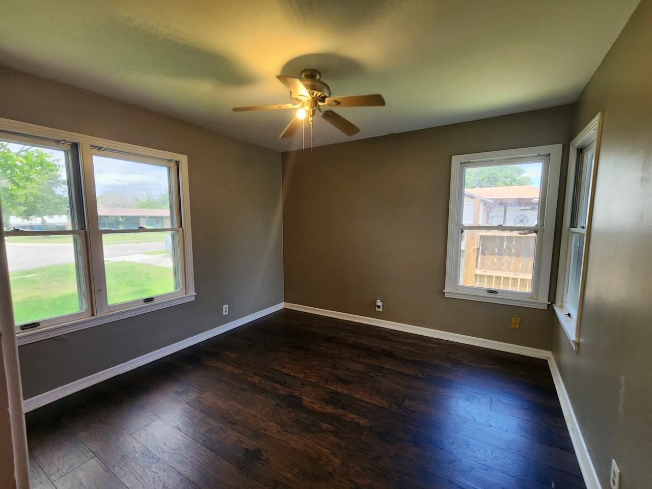 937 Rossi Dr #1 - Photo 5 of 9