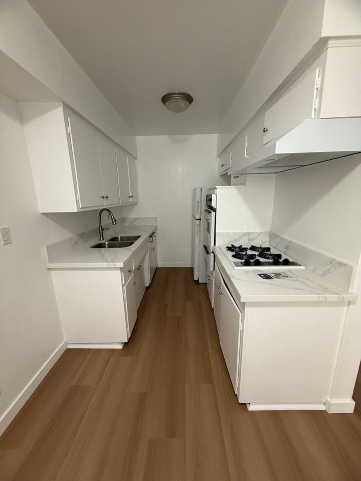 (Arely:B) 350 S. Sierra Madre Blvd - Photo 2 of 31