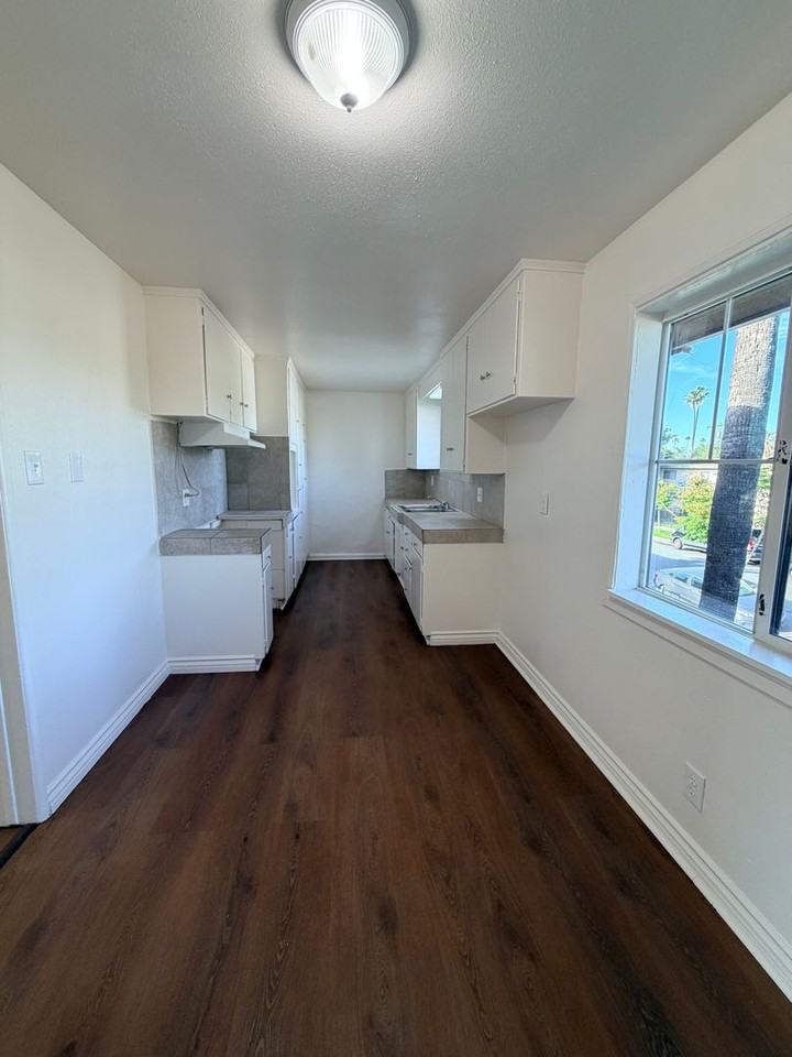 3526 Lou Ella Ln - Photo 4 of 11