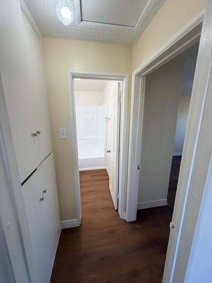 3526 Lou Ella Ln - Photo 6 of 11