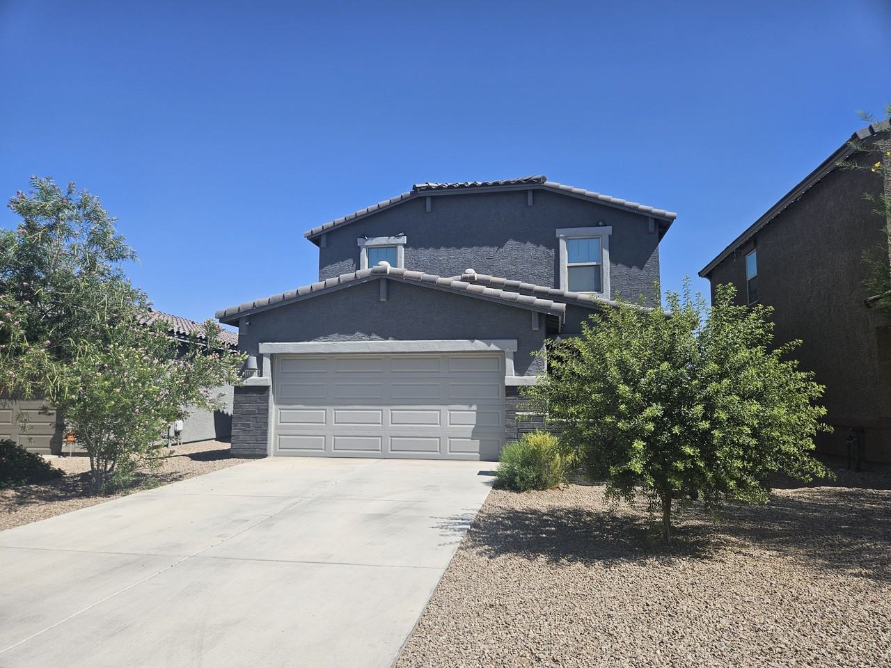 10679 W Golson Dr #1 - Photo 2 of 36