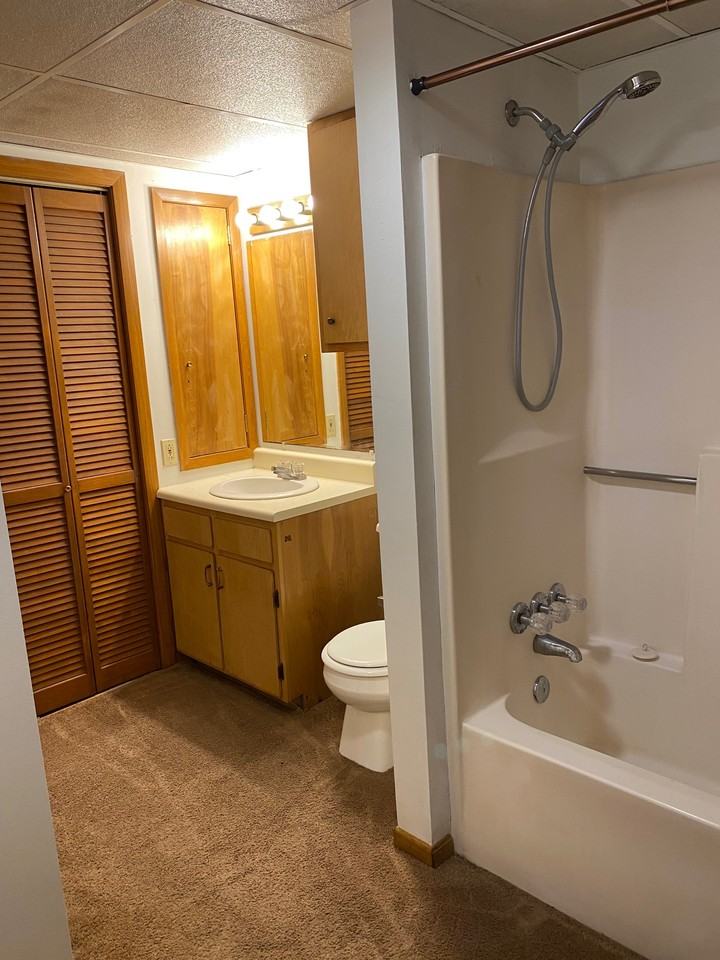 649 Bob White Ln #1 - Photo 5 of 8