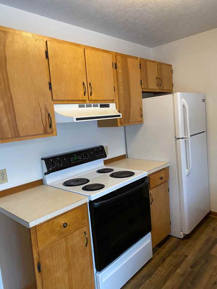 649 Bob White Ln #1 - Photo 6 of 8