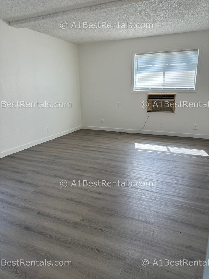 5351 Yosemite Blvd #1 - Photo 2 of 10
