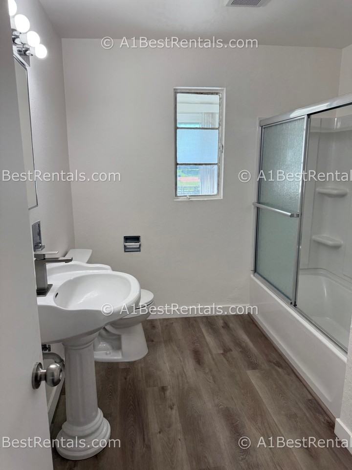 5351 Yosemite Blvd #1 - Photo 6 of 10