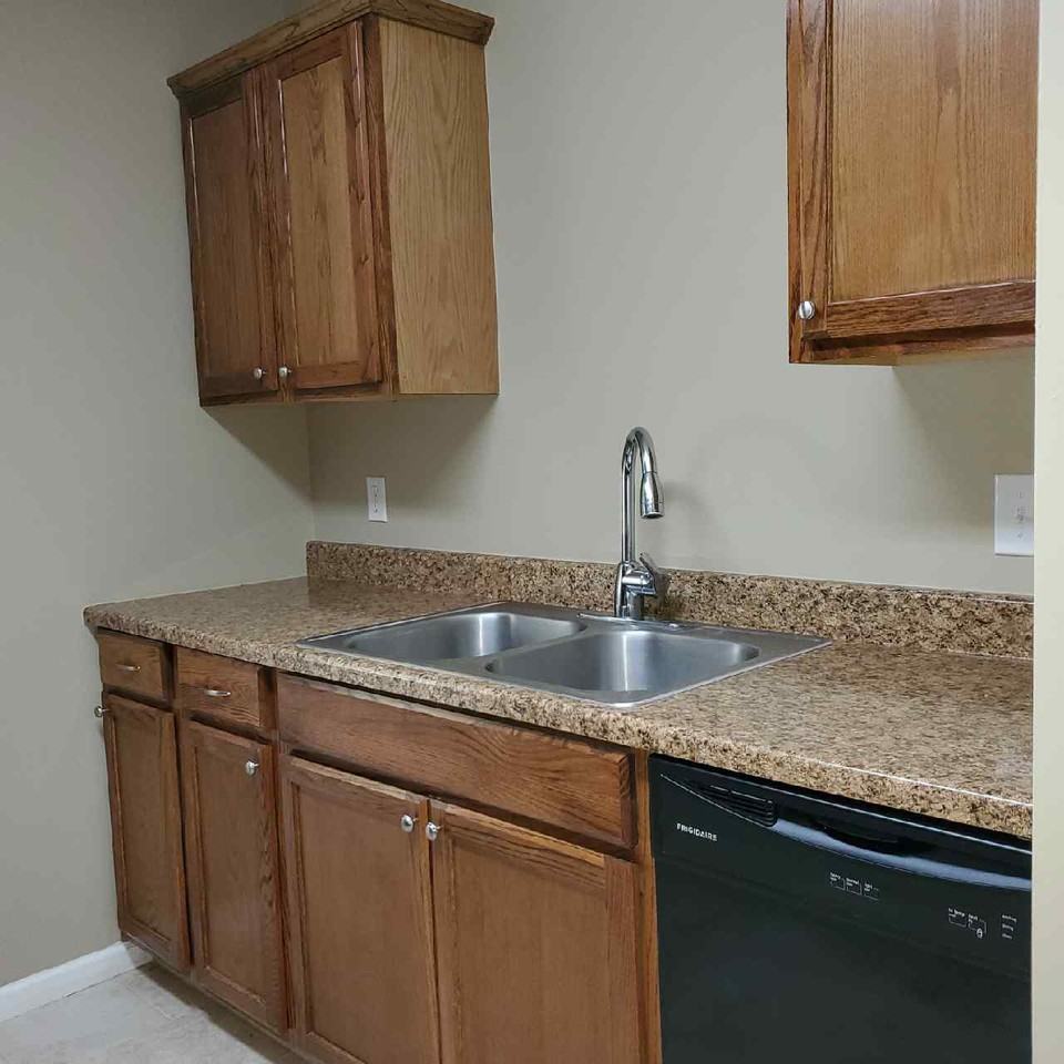 606 W Market St Apt A #1 - Photo 6 of 26
