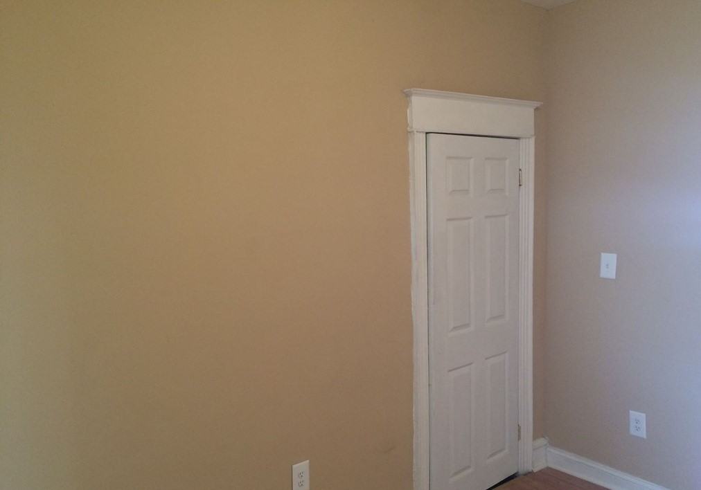 1828 S Alden St #1 - Photo 2 of 4