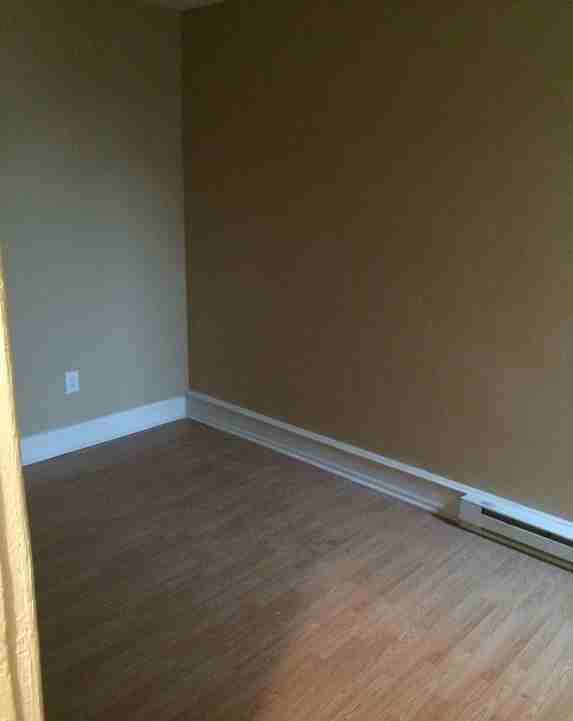 1828 S Alden St #1 - Photo 4 of 4