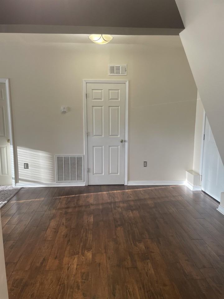 103 Myra Ln Apt A #1 - Photo 7 of 19