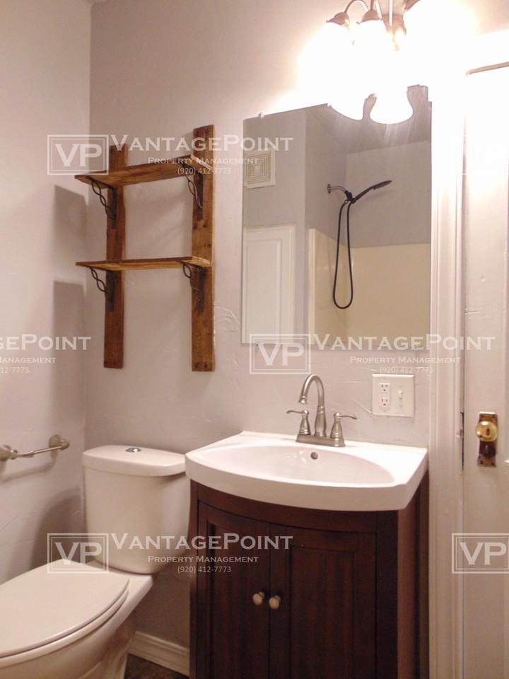 816 Milwaukee St - Photo 5 of 25