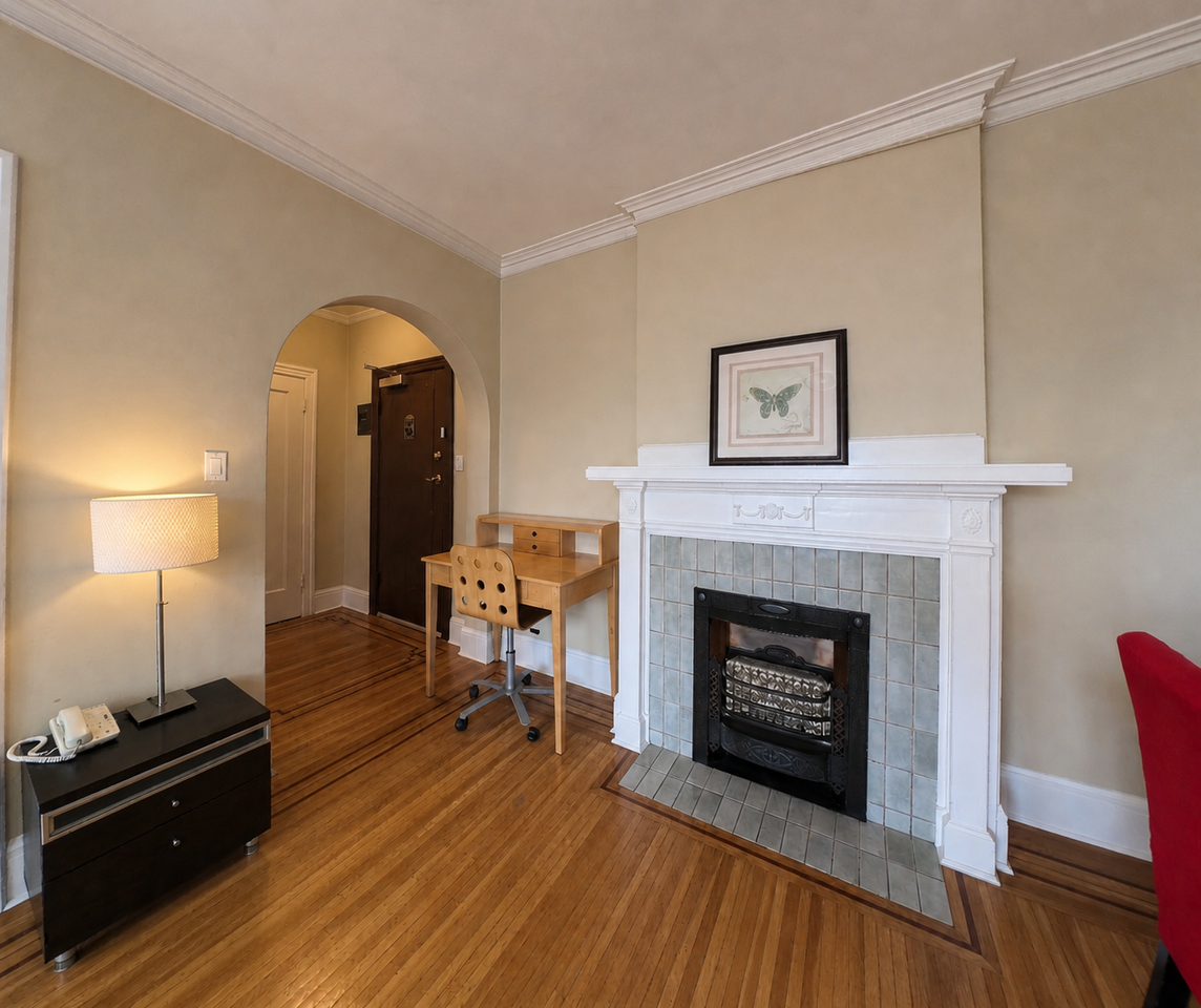 935 Jervis Street #14 - Photo 6 of 20