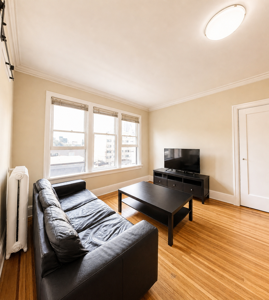 935 Jervis Street #14 - Photo 2 of 20
