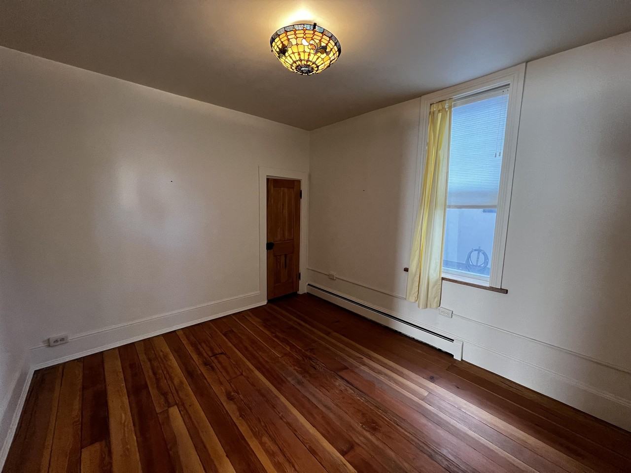 811 H St #1 - Photo 6 of 20