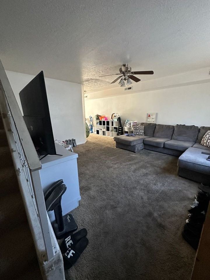 1148 Northfield Rd - Photo 4 of 4