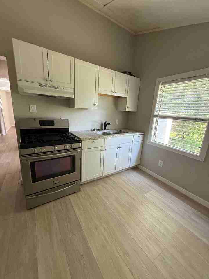 4090 Usan St - Photo 2 of 8