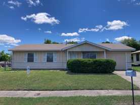820 Michelle Dr - Photo 1 of 1