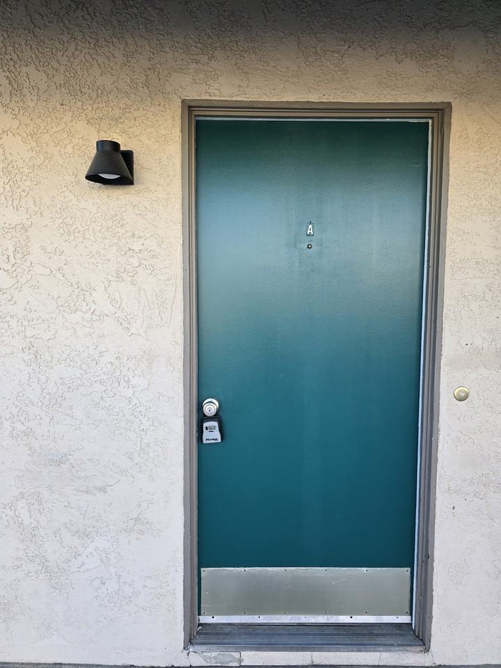 73450 Catalina Way #A - Photo 2 of 25