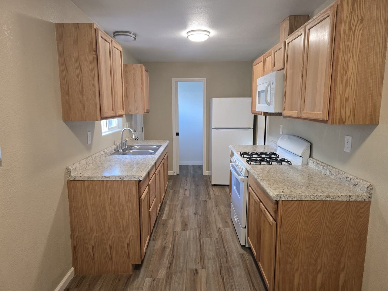 73450 Catalina Way #A - Photo 7 of 25