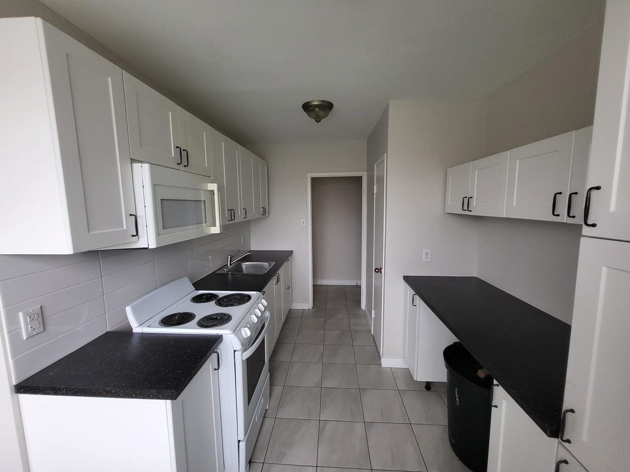 2423 Keele St #11 - Photo 4 of 11