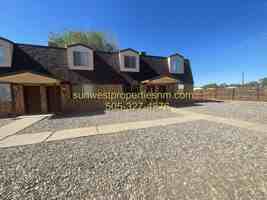 featured image of 1621 Farmington Ave