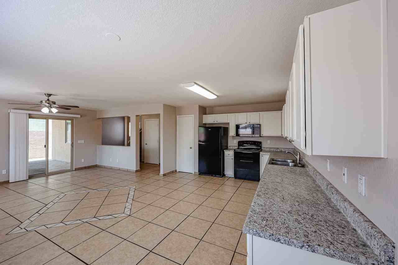 2648 S 84th Gln #1 - Photo 7 of 45