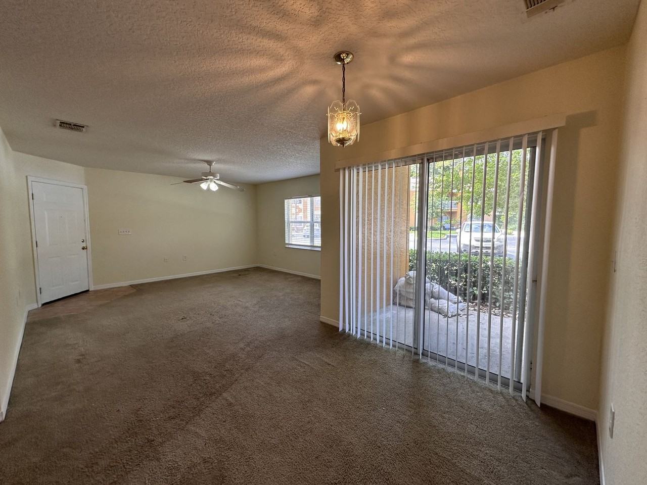 4600 4600 E Moody Blvd 12 B - Photo 4 of 19