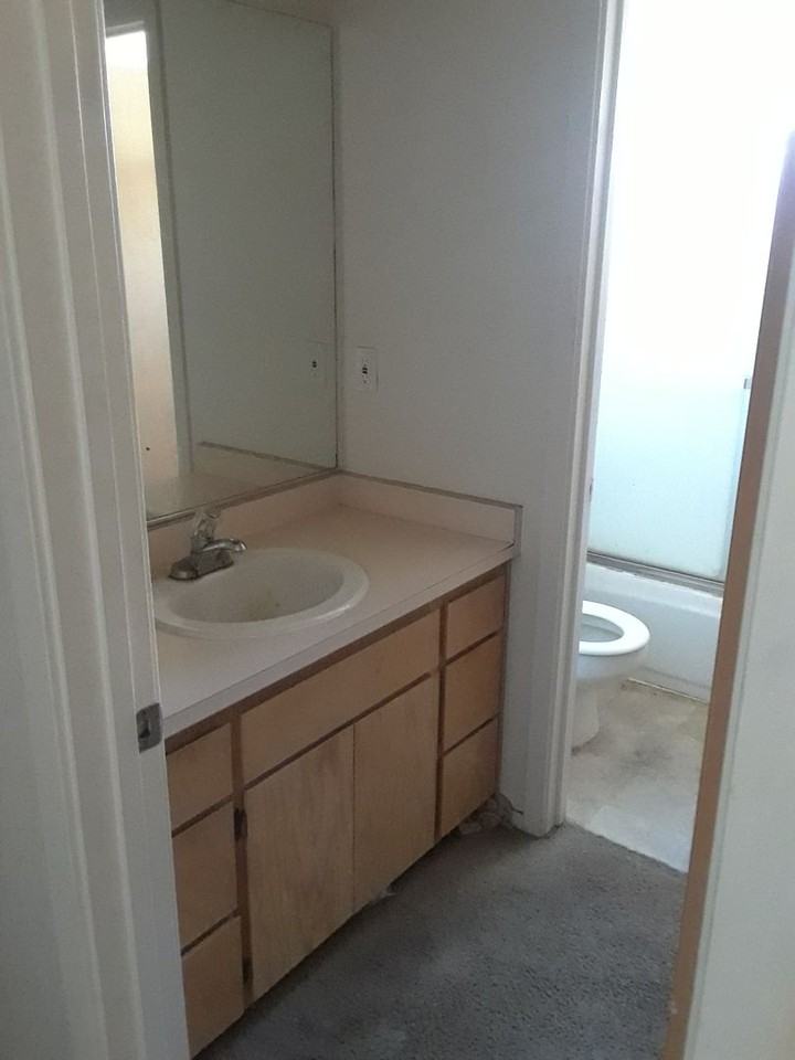 2700 Sycamore Ln - Photo 7 of 12