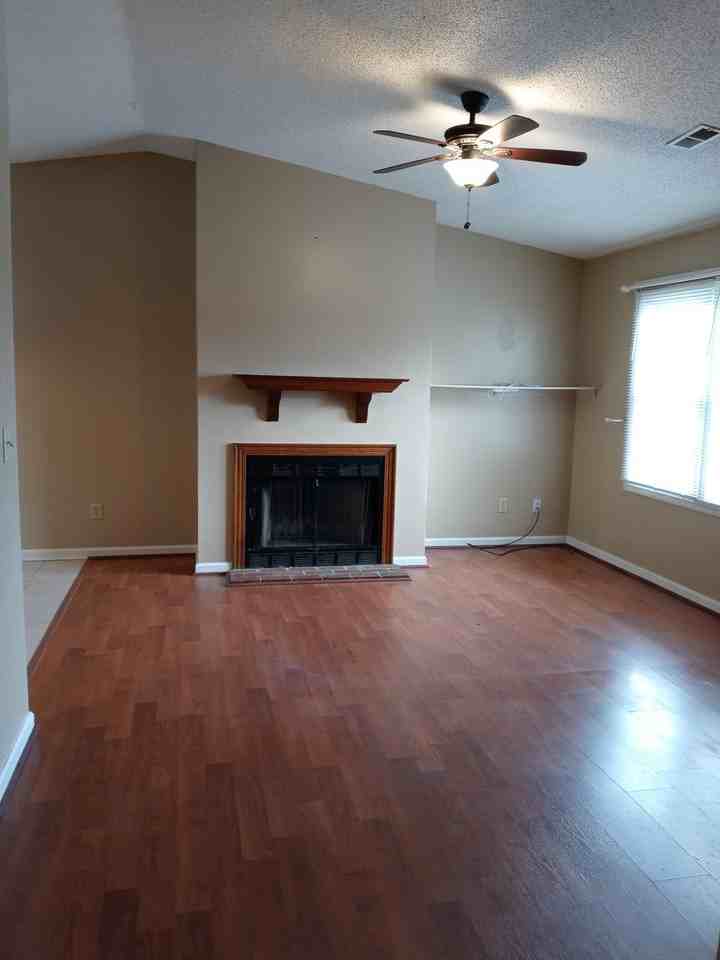 2224 Spindle Tree Dr - Photo 4 of 22