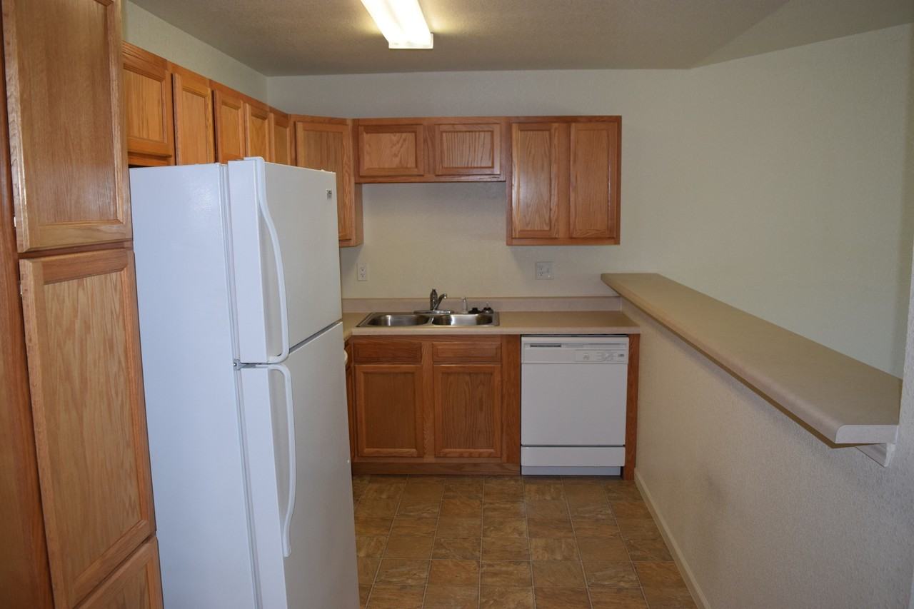 20973B Homer St - Photo 2 of 19