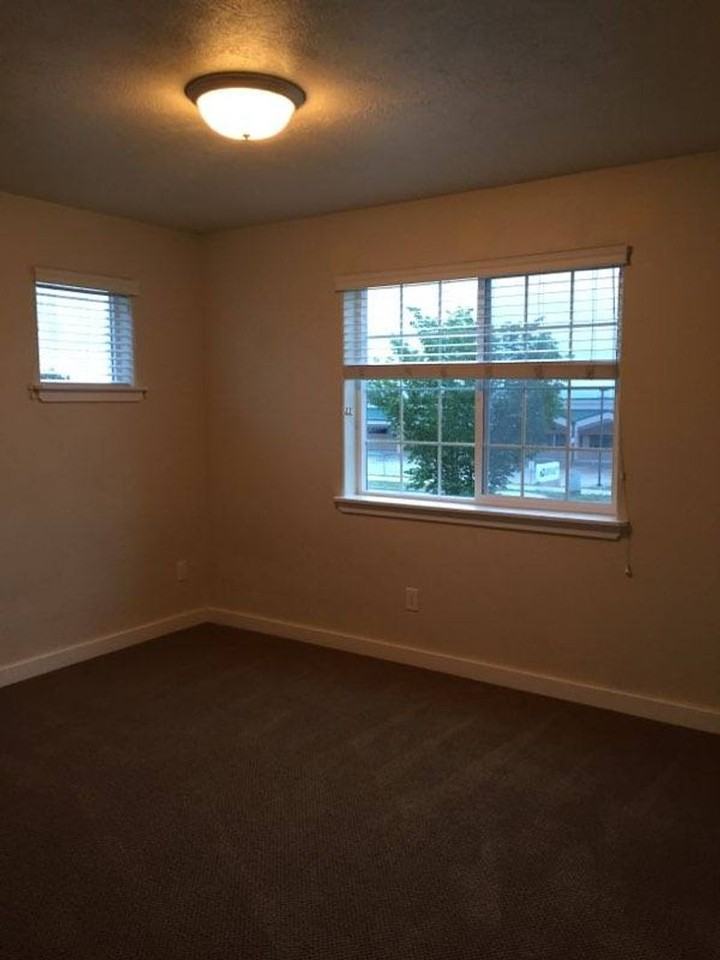2220 Baxter Ln #6 - Photo 4 of 11
