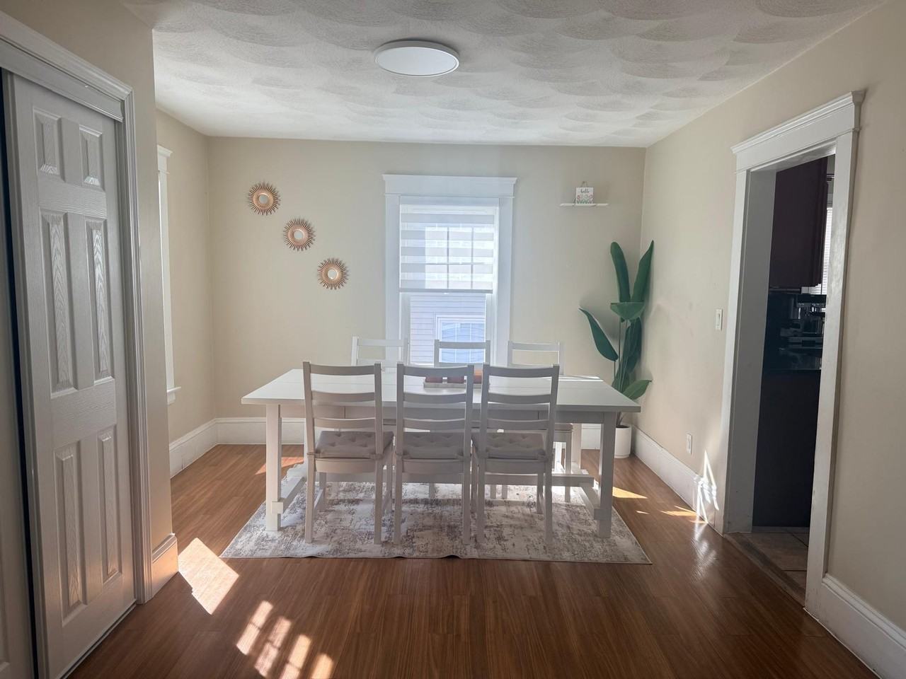 16 Sunset Ave #1 - Photo 5 of 6