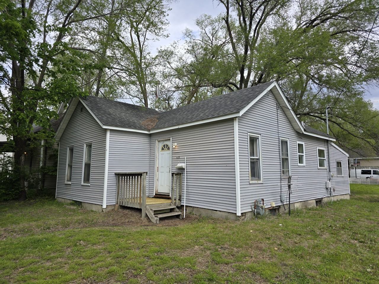 425 Glenwood St #1