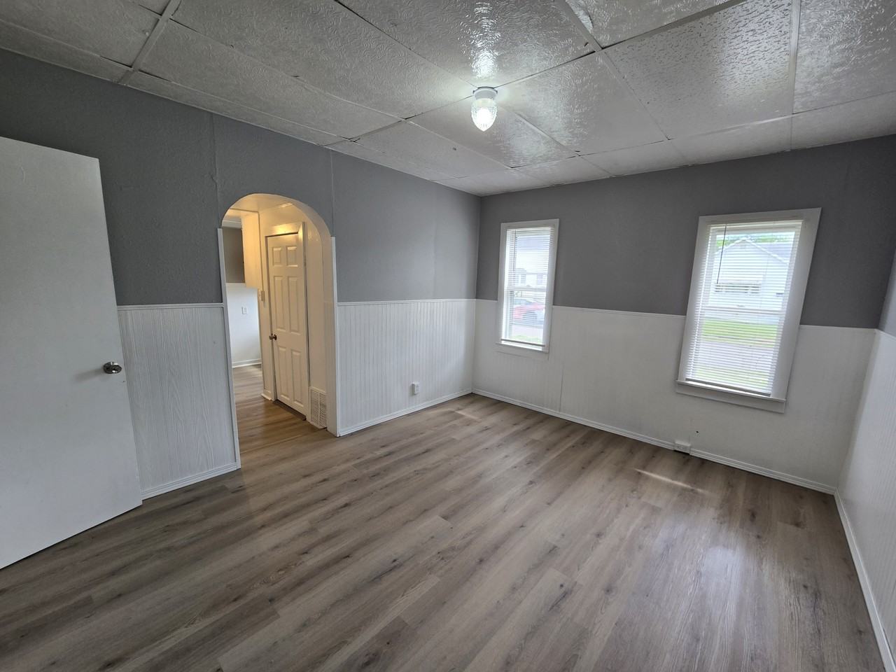 425 Glenwood St #1 - Photo 3 of 28