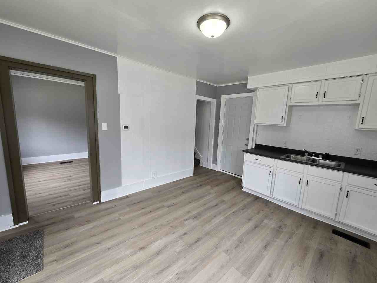 508 Mobile St #1 - Photo 7 of 19