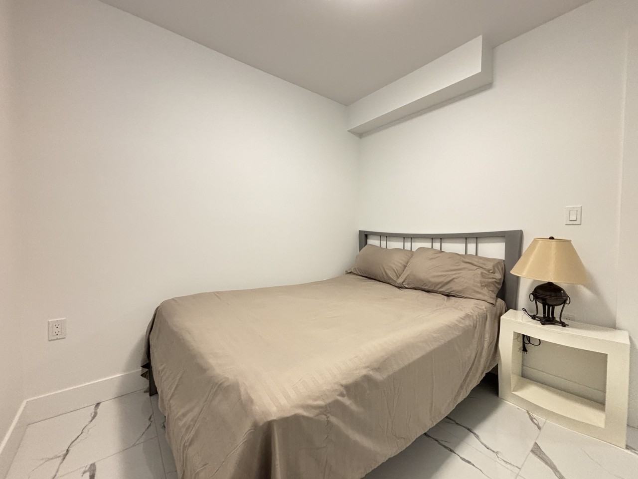1521 60th Ave W #1 - Photo 5 of 10