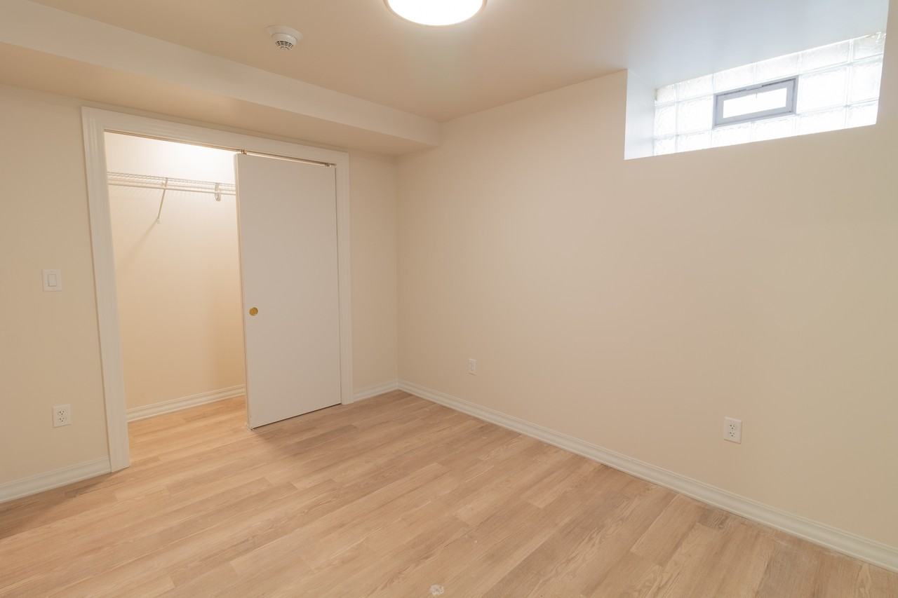 17 N Pearl St - Photo 6 of 20