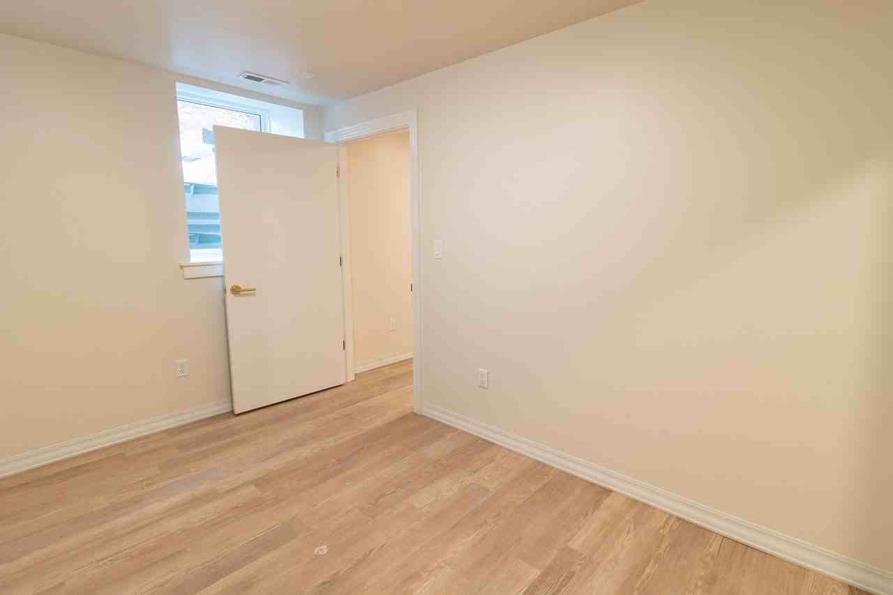 17 N Pearl St - Photo 7 of 20